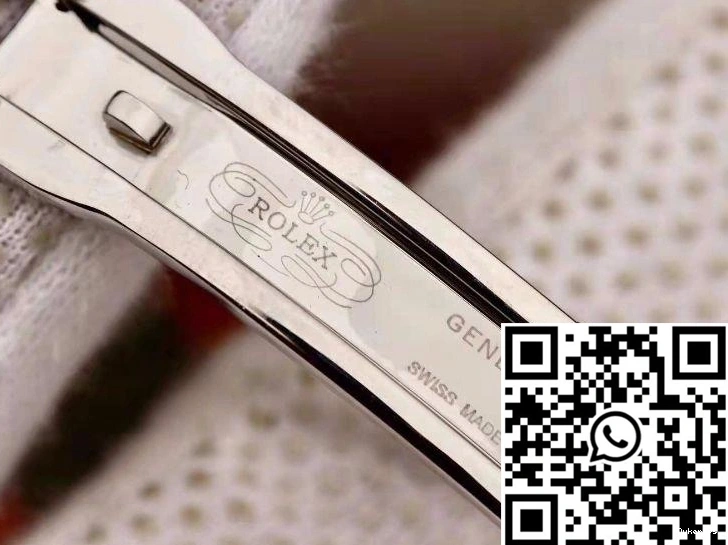 White Dial Lady 28MM Rolex Datejust 0204